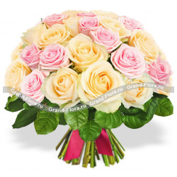 25 роз Гранд Флора r090 розово кремовых