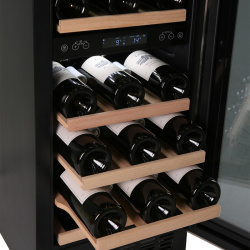Встраиваемый винный шкаф 22 50 бутылок Libhof  CXD 28 Black