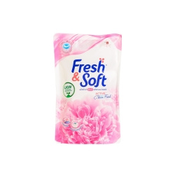 Lion Thailand Fresh & Soft  Концентрированный гель для стирки всех типов тканей "Сладкий поцелуй" 400 мл 852396