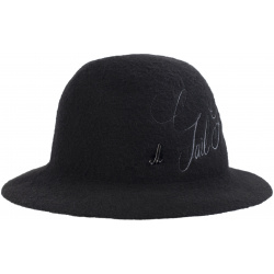 Embroidered logo hat in black Junya Watanabe WH K606 051 1