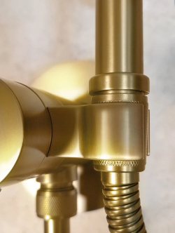 Гигиенический душ AltroBagno Beni aggiuntivi BM 060403 OrSp с термостатом  золотой матовый