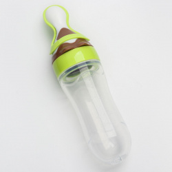 Бутылочка для кормления  силиконовая с ложкой от 5 мес 90 мл цвет зеленый Крошка Я 556327