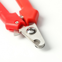 Когтерез боковой малый с прямыми ручками  отверстие 9 мм красный Пижон 0916065
