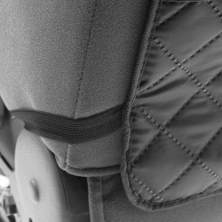 Накидка незапинайка на спинку сиденья cartage  оксфорд два кармана 60 х 40 см черный 0995365