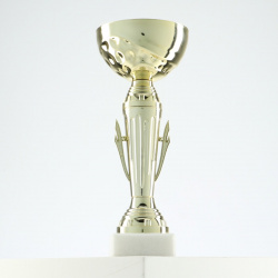 Кубок 107  наградная фигура золото подставка камень 22 х 8 5 см Командор 0994120
