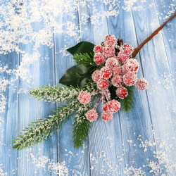 Декор Зимнее волшебство 01217503 Зимние грезы ветка хвои ягоды шишка