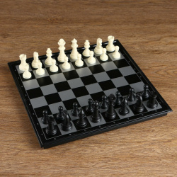 Шахматы магнитные  32 х см No brand 0979915