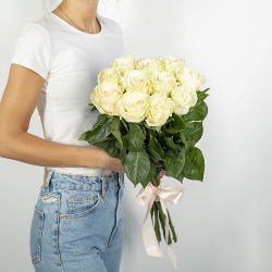 ЛЭТУАЛЬ FLOWERS Букет из высоких белых роз Эквадор 11 шт  (70 см) MPL168429