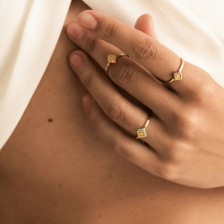 LUTA Jewelry Серебряное кольцо Марокко с розовой эмалью и позолотой 452420