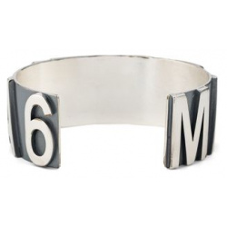 MM6 Maison Margiela Широкий браслет с эмблемой по всему периметру 461733