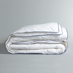 Одеяло Galaad с шелковым наполнителем плотностью 300 гм 140 x 200 см белый LaRedoute 350037509