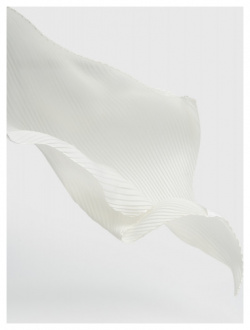 Плиссированный платок  Белый O`Stin LC6664O02 01