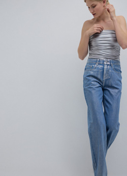 Прямые джинсы с эффектом металлик  Голубой O`Stin LP4695O02 D5